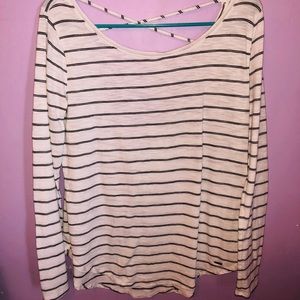 Black/white striped longsleeve